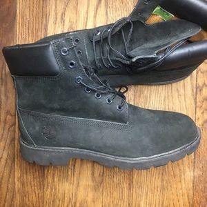 Black suede Timberland size 9.5 boots